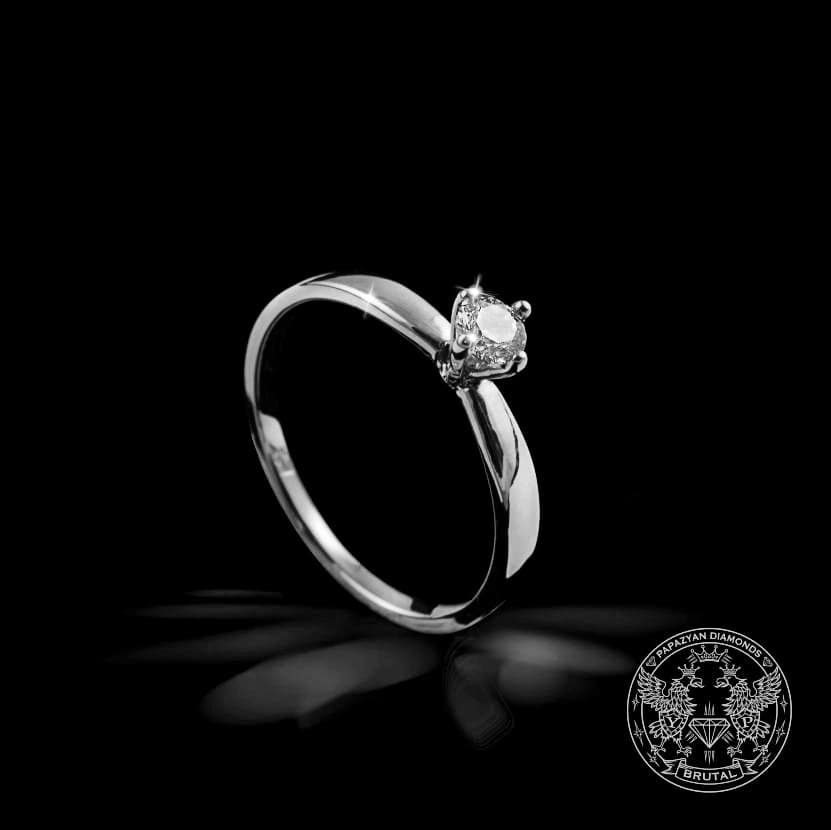 Годежен пръстен с диамант 0,165 ct в жълто злато 585
