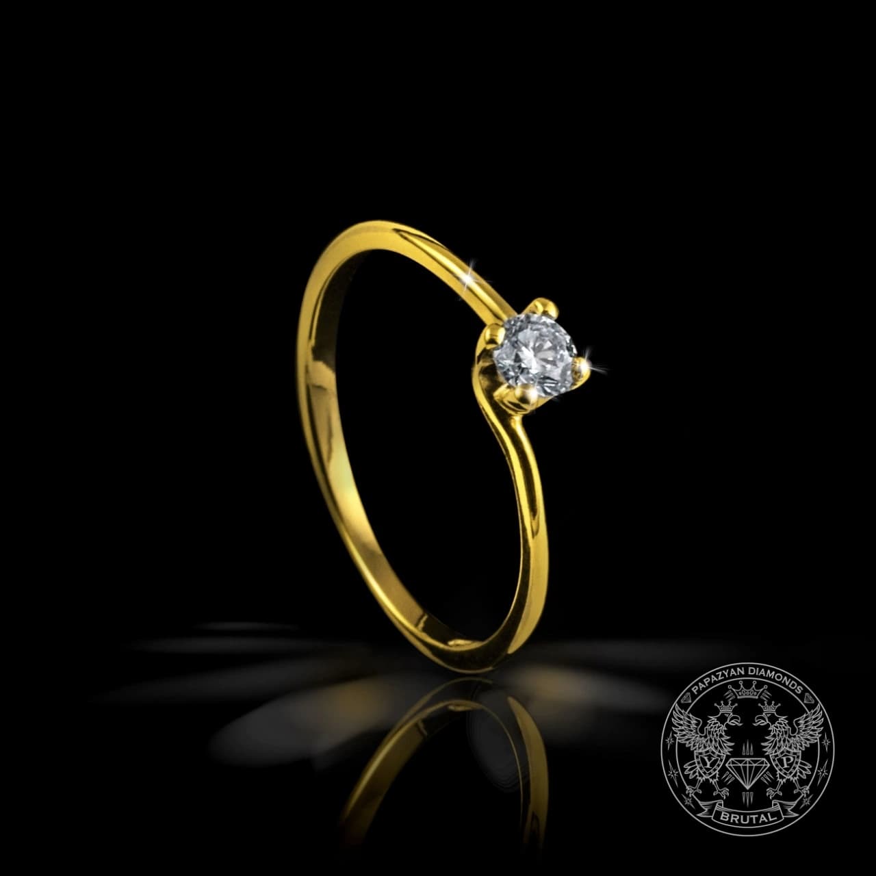 Годежен пръстен с диамант 0,17 ct в жълто злато 585