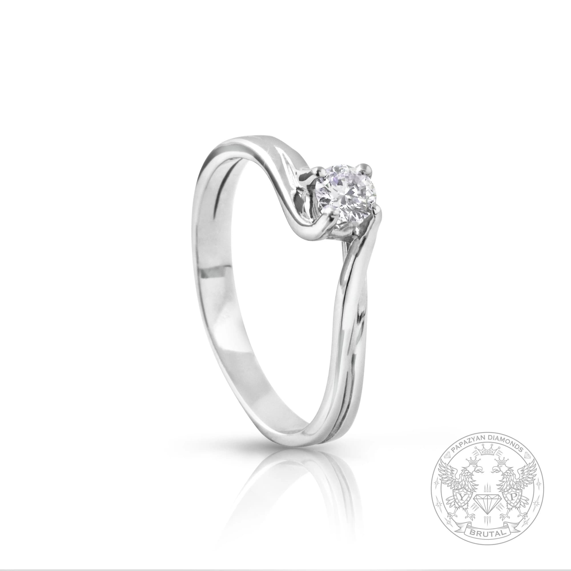 Годежен пръстен с диамант 0,31 ct в бяло злато 585
