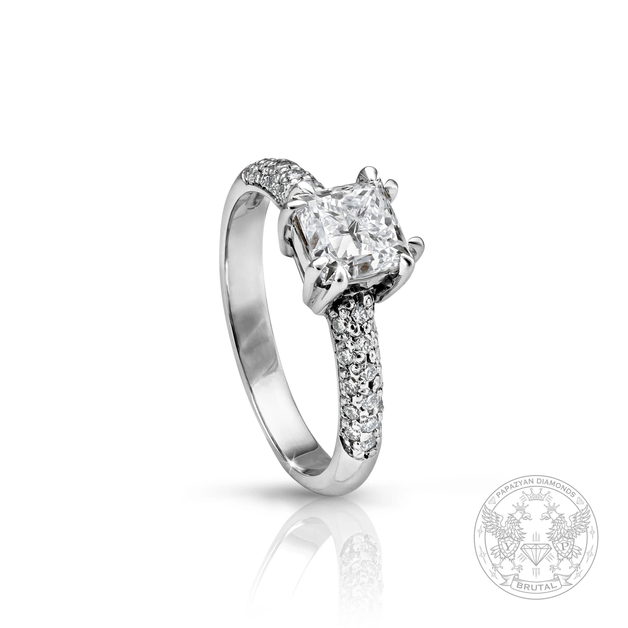 Годежен пръстен с диамант Princess 0,91 ct и странични брилянти 0,1 ct в злато 585 — GIA сертифициран