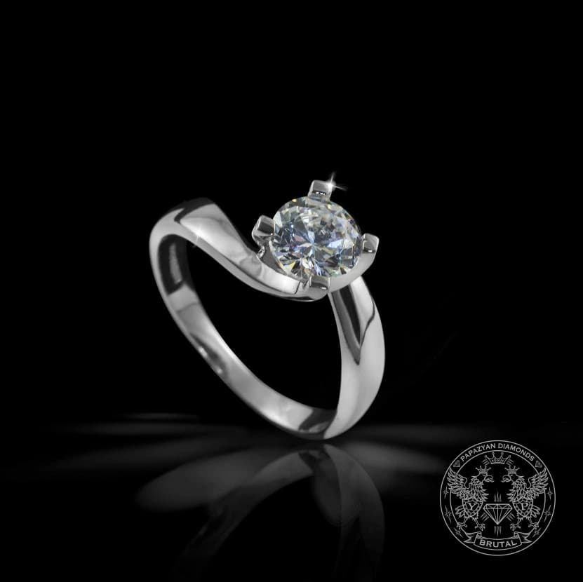 Годежен пръстен с диамант 0,42 ct в бяло злато 585
