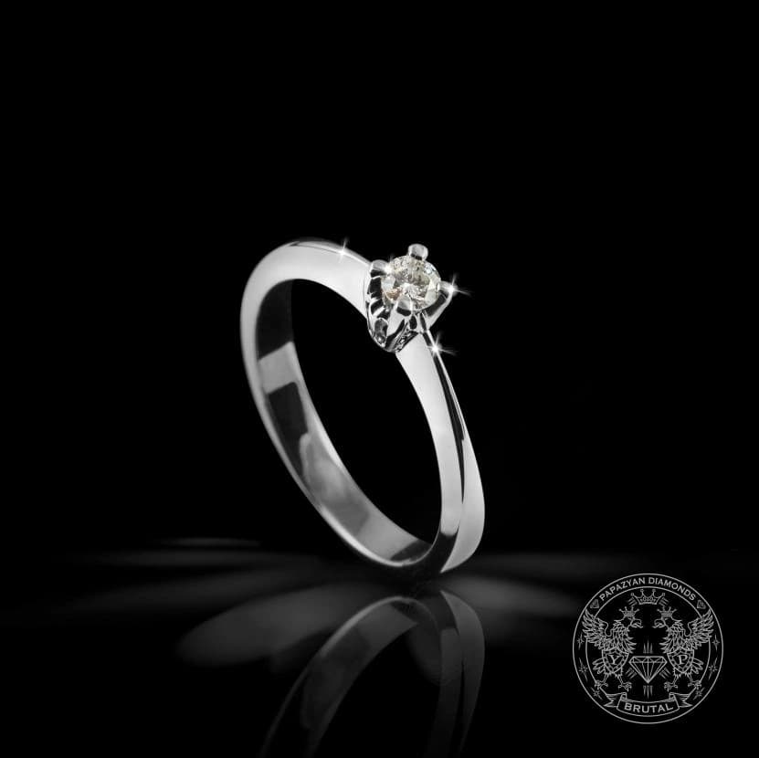 Годежен пръстен с диамант 0,11 ct в бяло злато 585