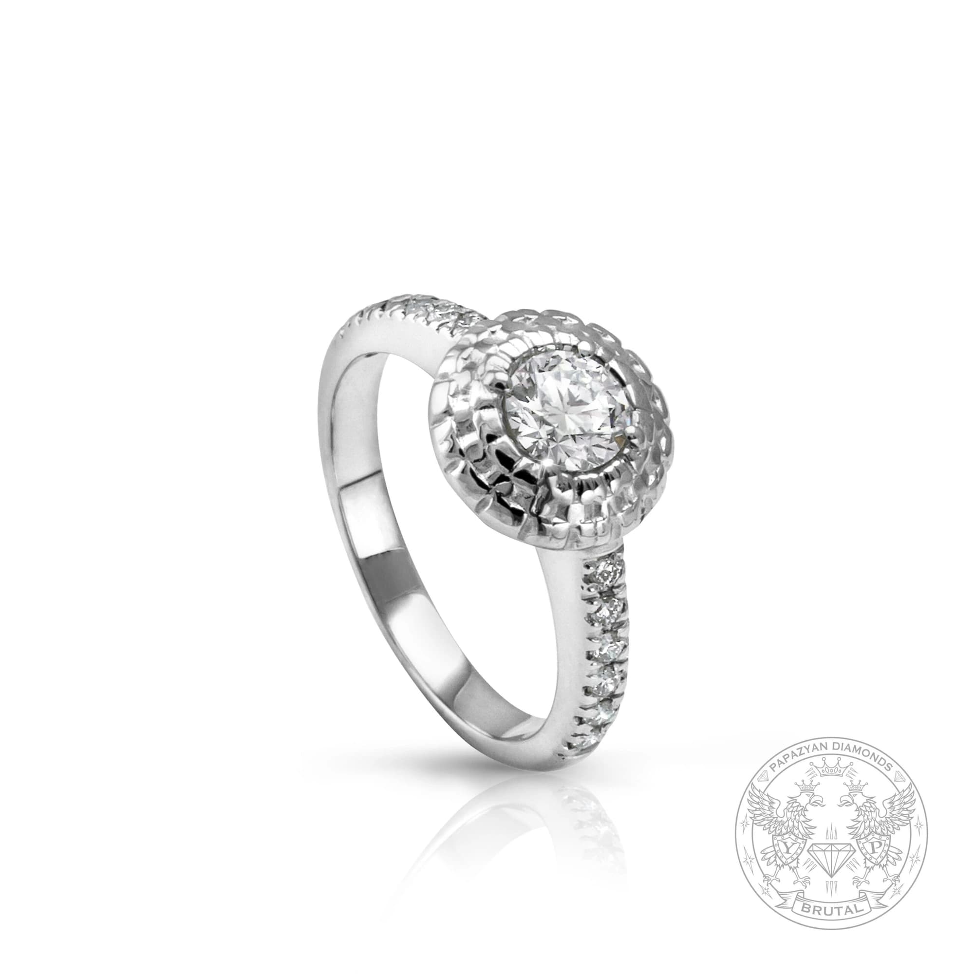 Годежен пръстен с диамант 0,4 ct и странични брилянти 0,2 ct в бяло злато 585