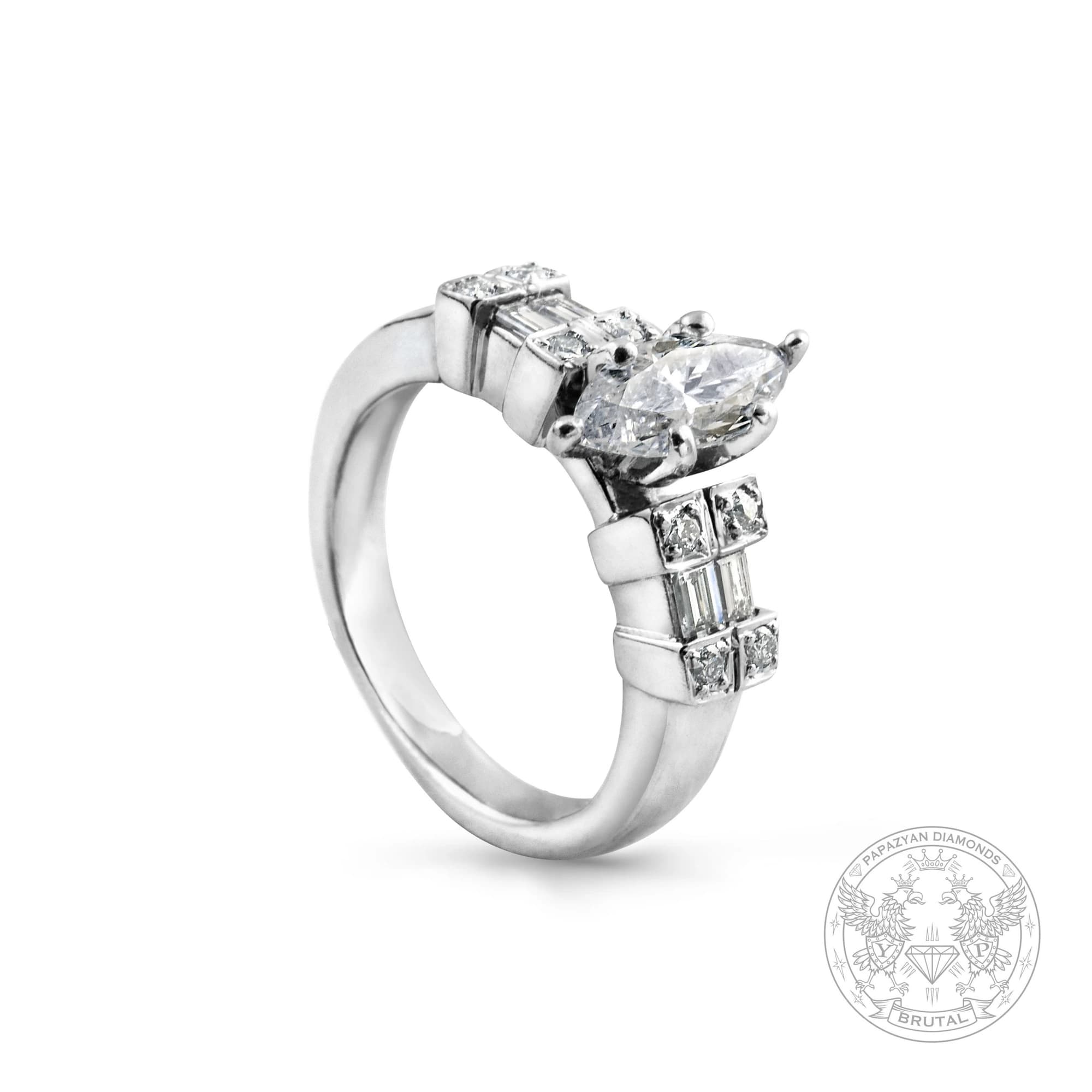 Годежен пръстен с диамант Baguette 0,81 ct и странични брилянти 0,25 ct в бяло злато 585