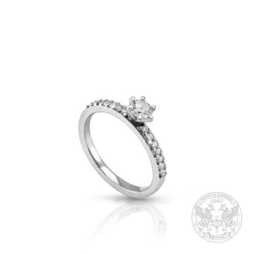Годежен пръстен с диамант 0,3 ct и странични брилянти 0,09 ct в бяло злато 750 — снимка 1