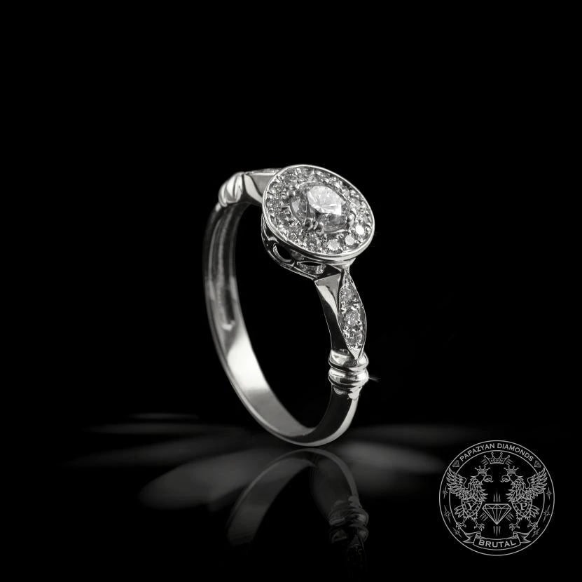 Годежен пръстен с диамант 0,2 ct и странични брилянти 0,15 ct в бяло злато 585 — снимка 1