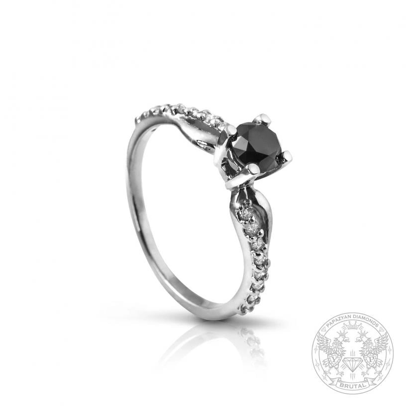 Годежен пръстен с диамант 0,5 ct и странични брилянти 0,13 ct в бяло злато 585 — снимка 1