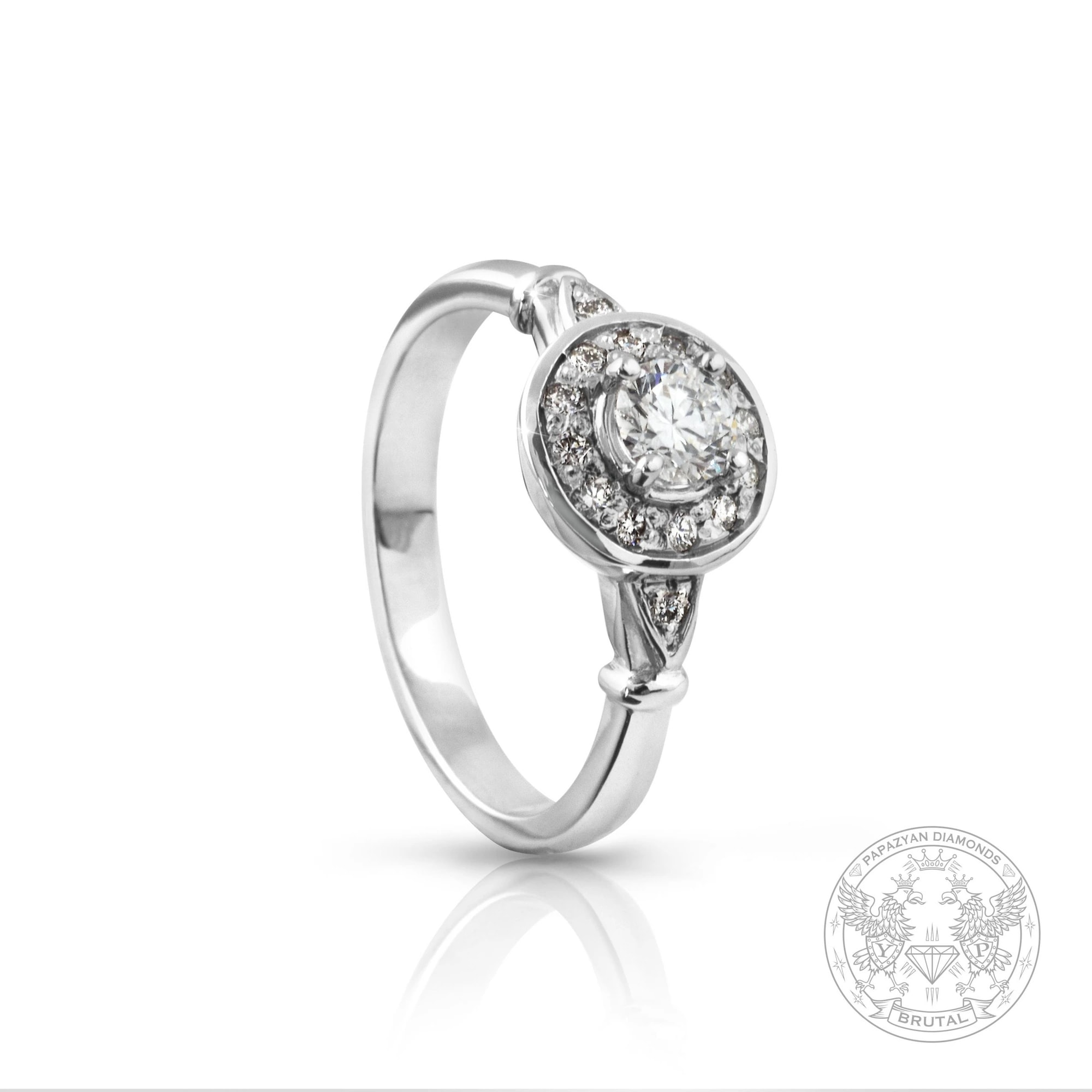Годежен пръстен с диамант 0,251 ct и странични брилянти 0,11 ct в бяло злато 750 — снимка 1