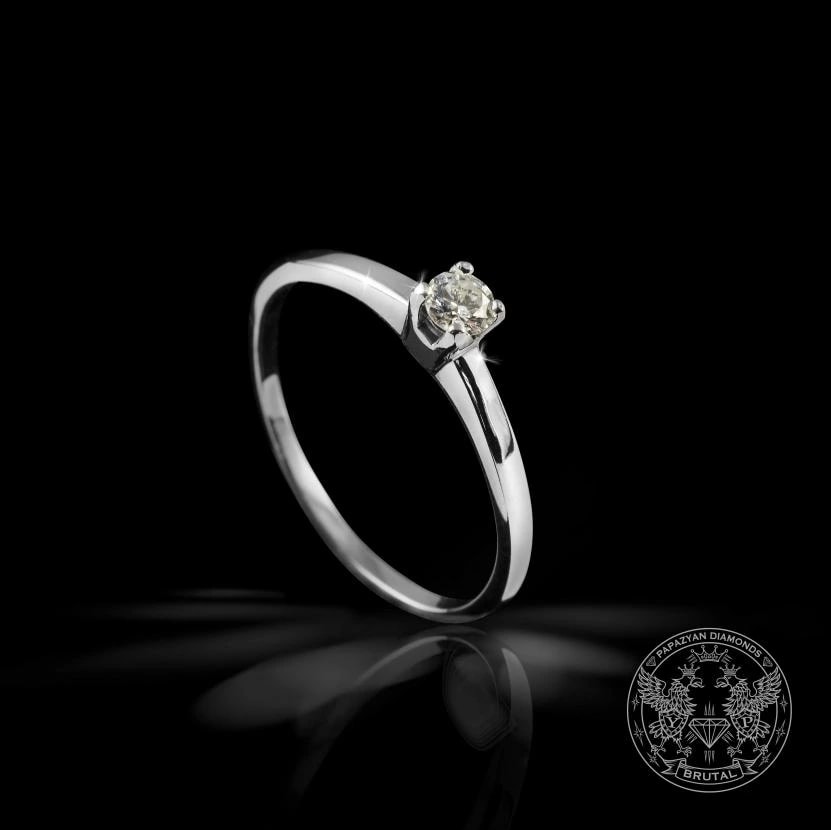 Годежен пръстен с диамант 0,13 ct в бяло злато 585 — снимка 1