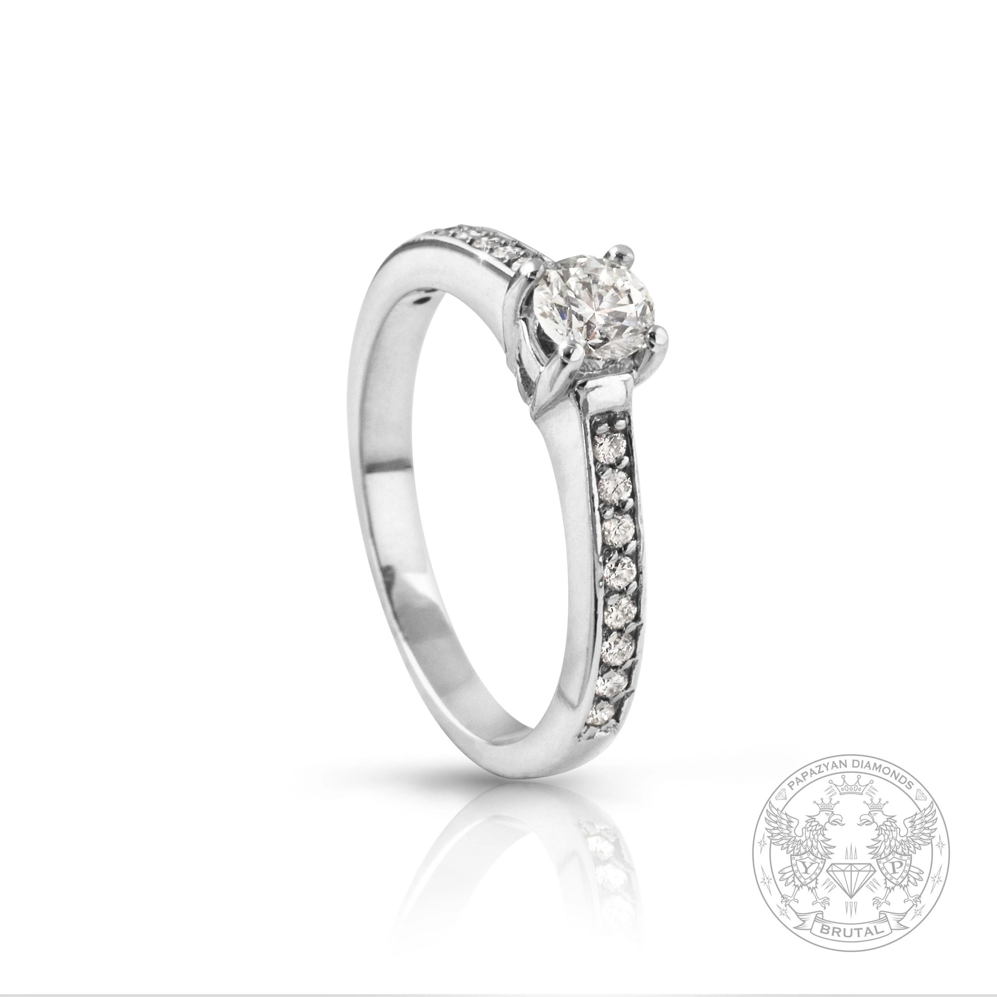 Годежен пръстен с диамант 0,25 ct и странични брилянти 0,12 ct в бяло злато 585 — снимка 1