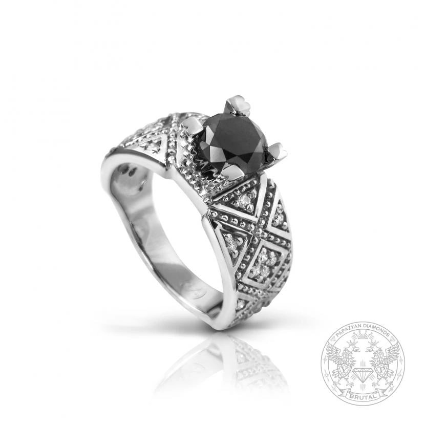 Годежен пръстен с диамант 1 ct и странични брилянти 0,23 ct в бяло злато 585 — снимка 1